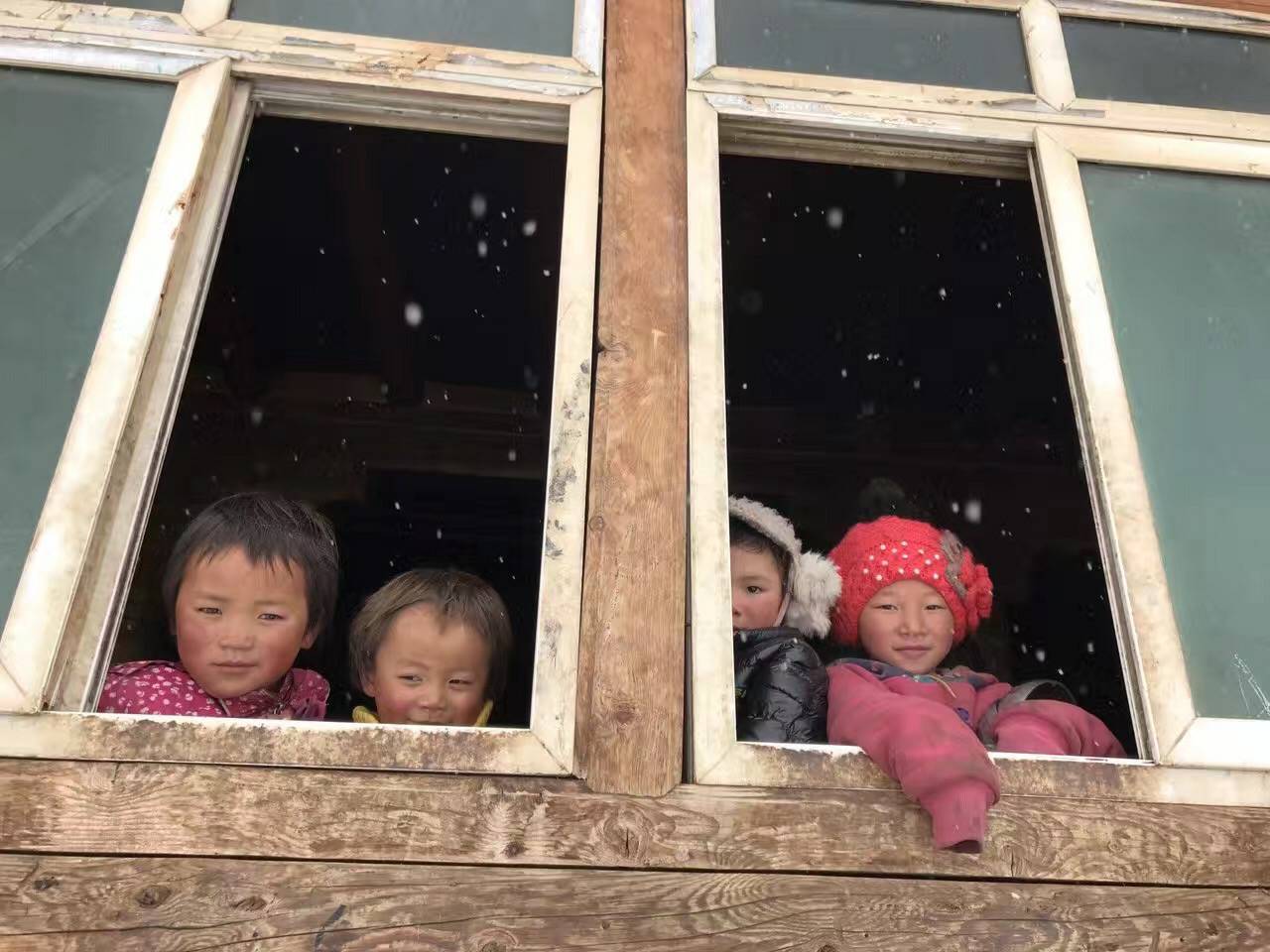 长春泰然智能生物科技有限公司公益回顾丨家国同欢月同圆 温暖满载甘孜州(图9) 长春泰然智能生物科技有限公司公益回顾丨家国同欢月同圆 温暖满载甘孜州(图9)